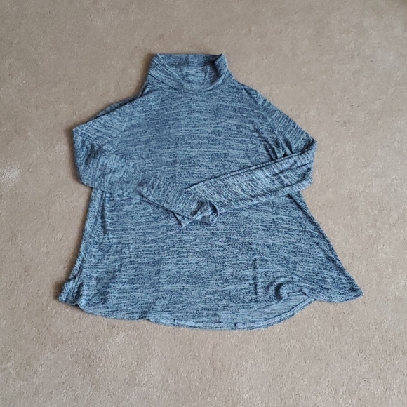 Sweaterette blue lightweight turtleneck sweater - Picture 2 of 4